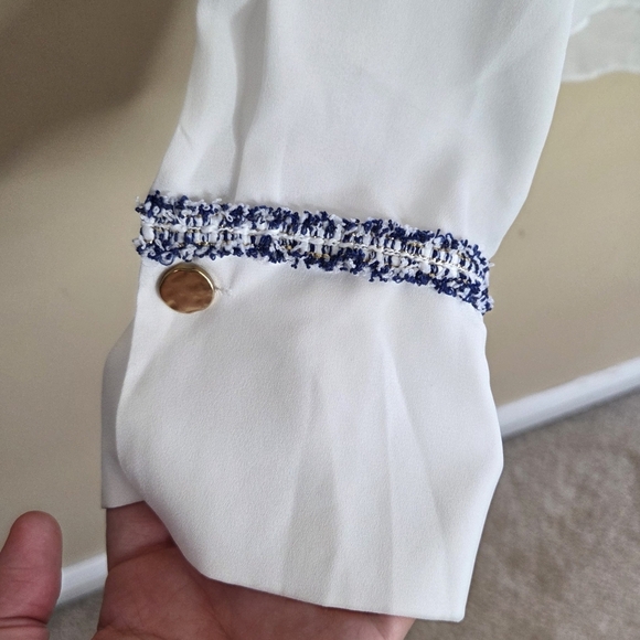 BCBGeneration | White Long Sleeve Blouse with Blue Trim Details Size XL - Picture 5 of 7